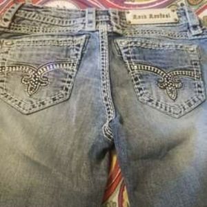 Rock Revival NWOT Capris